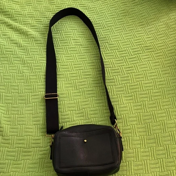Madewell Crossbody Bag - Picture 4 of 8